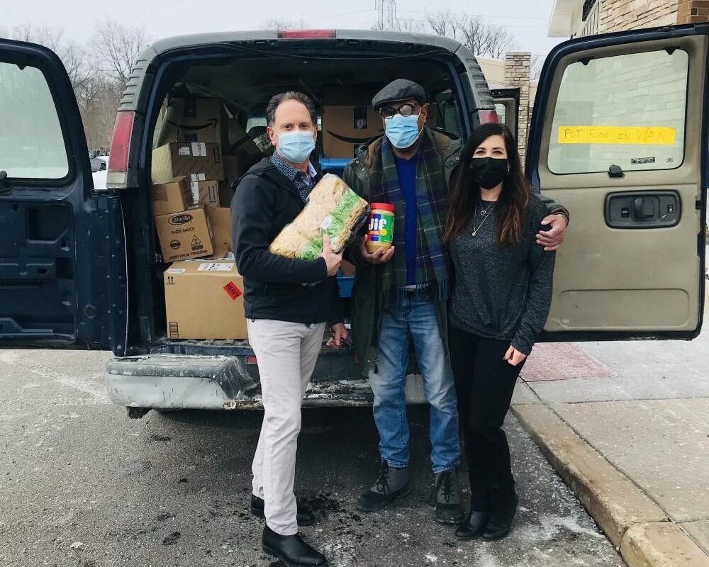 Associated Podiatrists Hosts Charity Drive for Lighthouse